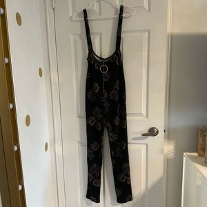 Fashion Nova Jumpsuit Small